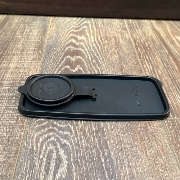 Tupperware Cereal Storer - Picture 13 of 15